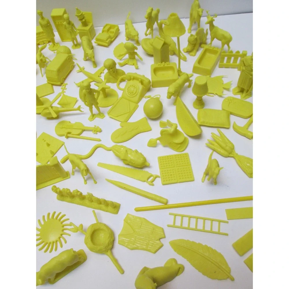 105 pcs Vintage Houghton Mifflin Getting Ready to Read Yellow Toys